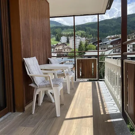 شقة Spacious Apartment, Mountain Views *