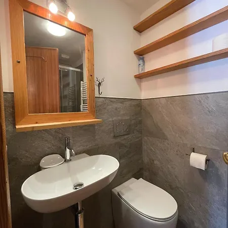 شقة Spacious Apartment, Mountain Views