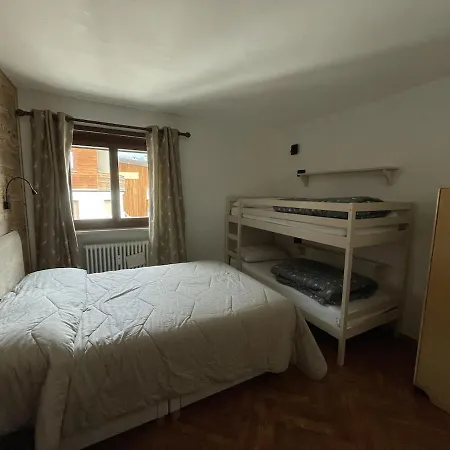 Spacious Apartment, Mountain Views شقة