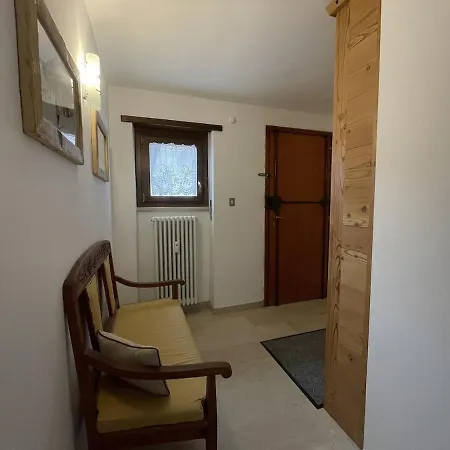 Spacious Apartment, Mountain Views شقة